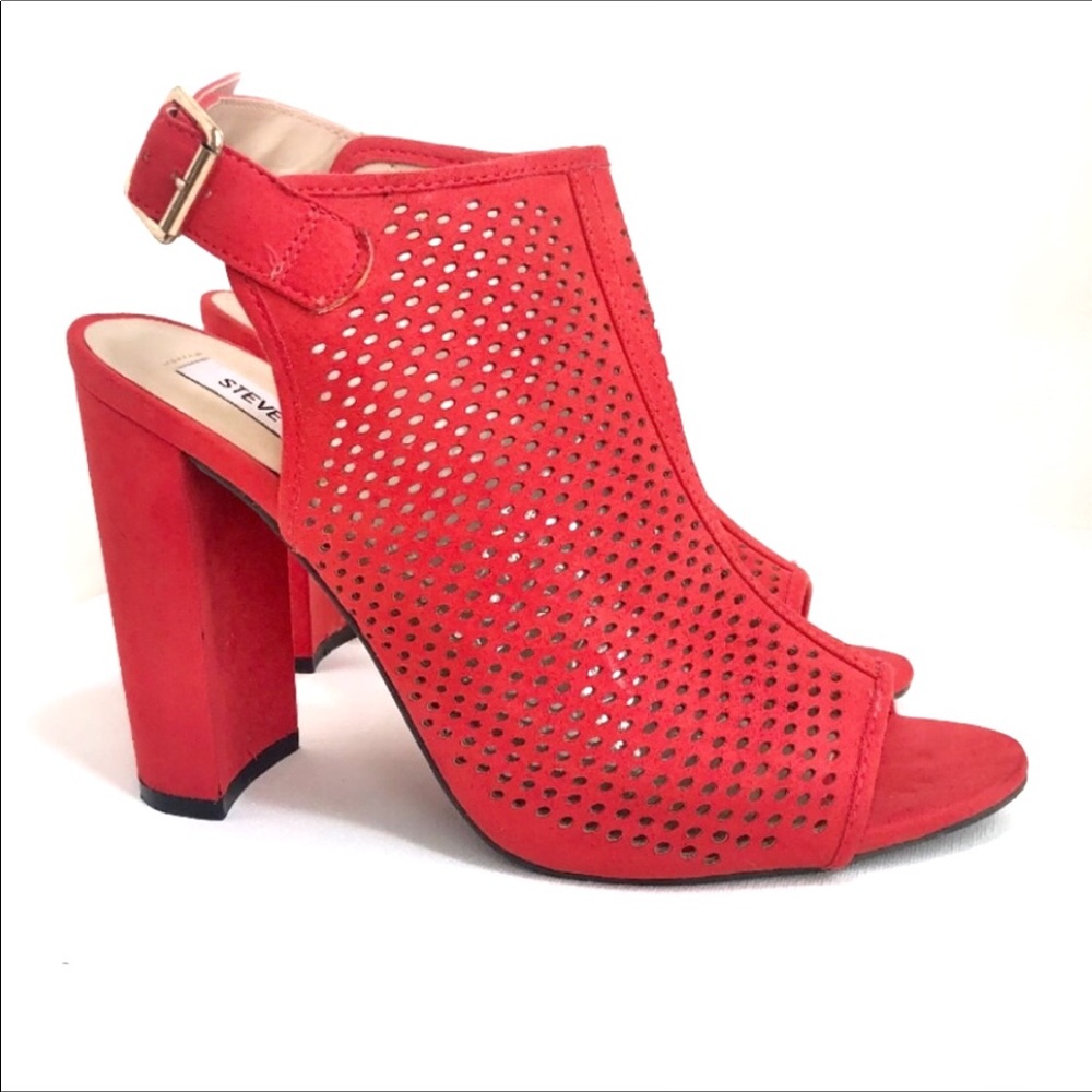 STEVE MADDEN Slingback Perforated Red Heel 10